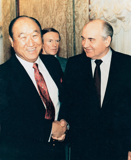 문선명(문용명/종교인/통일교총재),미하일 고르바초프(Mikhail Gorbachev/정치인/소련대통령)