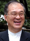 강지원(변호사)
As prosecutor, activist and government commissioner, Kang Ji-won has devoted himself to fighting social evils from sex crimes and child abuse, to drug and game addictions.