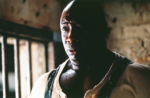 마이클 클락 던칸(Michael Clarke Duncan/배우)
타임지 등 외신에 따르면 카이클 던컨은 3일 오전 미국 로스엔젤레스주의 한 메디컬 센터에서 사망했다. 지난해부터 신근경색을 앓던 던킨은 이날 한 병원에서 던킨의 연인 오마로사 마니골트 곁에서 숨을 거뒀다.