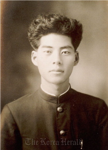 Poet Baek Seok