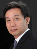 이석근(기업인/아서디리들대표)
독일 컨설팅 기업인 롤랜드버거(Roland Berger Strategy Consultants)는 글로벌 상위 5개 컨설팅 회사 중 유일한 유럽계로 화이자，메르세데스 벤츠，네슬레，3M을 포함한 유수 고객을 보유하고 있다.
올 상반기에는 유로존 국가 4위인 스페인이 재정 위기를 맞으면서 롤랜드버거로부터 자문을 받아 국채를 발행한 바 있다.
롤랜드버거 한국지사 초대 대표로는 이석근 전 아서 디 리틀(ADL) 아태지역 총괄대표(49ㆍ사진)가 임명됐다.
