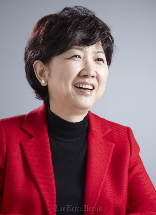 박인숙(국회의원/새누리당)
Rep. Park In-sook
Rep. Park In-sook