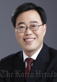 Rep. Kim Ki-sik of the DUP