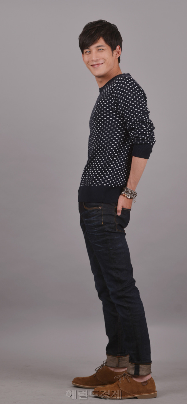 각시탈 박기웅.<br />이상섭 기자. babtong@heraldcorp.com 2012.09.10