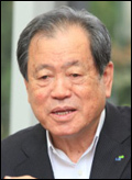 이지송(기업인/한국토지주택공사 사장)
12일 이지송 LH(한국토지주택공사) 사장은 강남구 자곡동 강남보금자리주택 A2블록 입주를 앞두고 현장에서 열린 기자간담회에서 이 같이 힘주어 말했다.