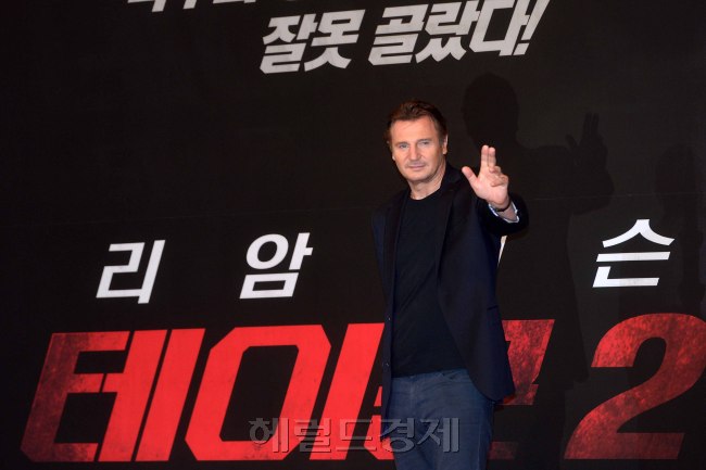 17일 오전 서울 남산 그랜드 하얏트 그랜드볼룸에서 테이큰2 의 주연배우인 리암니슨의 기자회견이 열렸다.<br />이상섭 기자. babtong@heraldcorp.com<br />2012.09.17
17일 오전 서울 남산 그랜드 하얏트 그랜드볼룸에서 테이큰2 의 주연배우인 리암니슨의 기자회견이 열렸다.
이상섭 기자. babtong@heraldcorp.com
2012.09.17