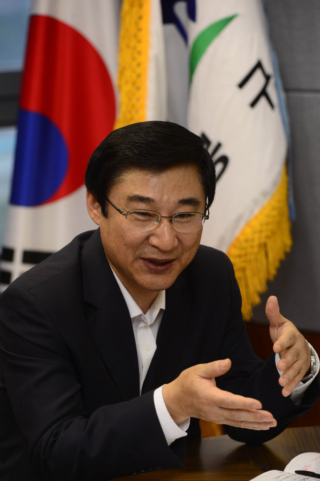 이동진 도봉구청장. 박해묵 기자/mook@heraldcorp.com
이동진 도봉구청장. 박해묵 기자/mook@heraldcorp.com
이동진 도봉구청장. 박해묵 기자/mook@heraldcorp.com
이동진 도봉구청장. 박해묵 기자/mook@heraldcorp.com
이동진 도봉구청장. 박해묵 기자/mook@heraldcorp.com