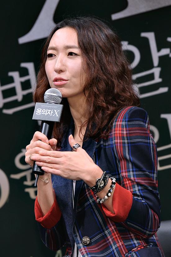 방은진(영화감독/배우)
용의자X'방은진 감독 "배우출신이라 현장서 손해보는 것 많다"
