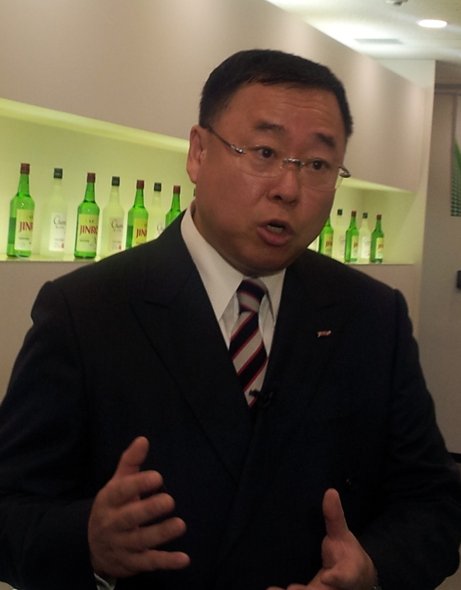 양인집(기업인/진로사장)
(유통면)양인집 진로㈜ 사장“미국에 코카콜라 있다면 한국엔 진로 있다
