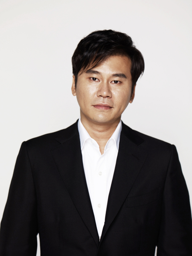 양현석(연예기획자/음악PD/YG엔터테인먼트대표)
'와이지 스타일’ 시대 활짝..상한가로 시총 14위 등극，양현석 지분가치 3000억 돌파