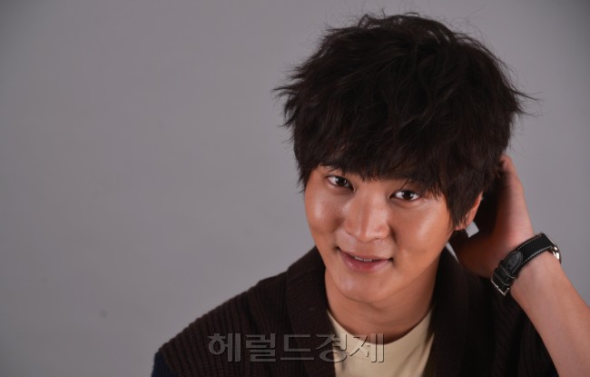 배우 주원.<br />이상섭 기자. babtong@heraldcorp.com<br />2012.09.19
배우 주원.
이상섭 기자. babtong@heraldcorp.com
2012.09.19