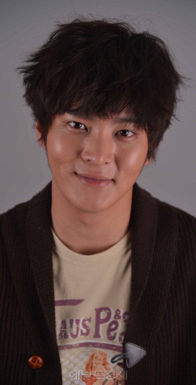 배우 주원.<br />이상섭 기자. babtong@heraldcorp.com<br />2012.09.19
배우 주원.
이상섭 기자. babtong@heraldcorp.com
2012.09.19