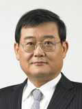 정몽원(기업인/한라그룹 회장)
‘새 사옥에 사사 발간까지’, 정몽원 한라그룹 회장, 50년 맞이 한라그룹 재도약 알린다