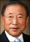 조석래(기업인/효성회장)
조석래 효성 회장 “경제인들, 역사 영토 문제 초월해 미래지향적 한일관계 만들어야”