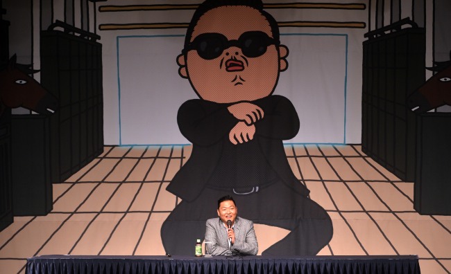 싸이(박재상/가수/음악PD)
Psy speaks at a press conference held at a hotel in Seoul on Tuesday. (Lee Sang-sub/The Korea Herald)