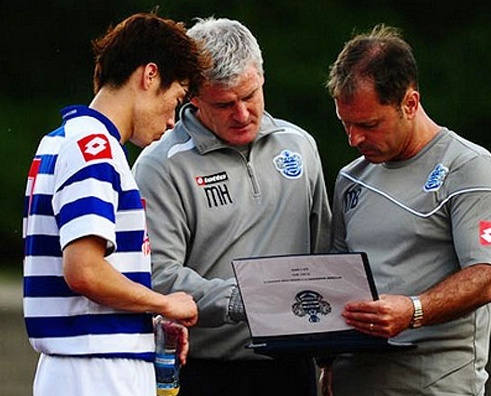 박지성(축구선수/퀸즈 파크 레인저스FC/MF)
26일(이하 한국시간) QPR 홈페이지에 실린 인터뷰에서 박지성은 “리그 컵 대회가 우리에게 중요하다”면서 “모든 대회를 중요하게 인식해야 한다. 정신력 싸움에서 승리할 수 있기를 원한다”고 말했다.
