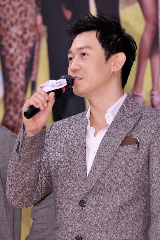 박용우(배우)
‘나비부인’ 박용우 “15년 만에 재벌 2세役 영광이다”