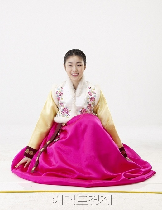 김연아(스케이트선수)
‘요정’들은 추석에 뭐할까…김연아·손연재 “훈련 또 훈련”