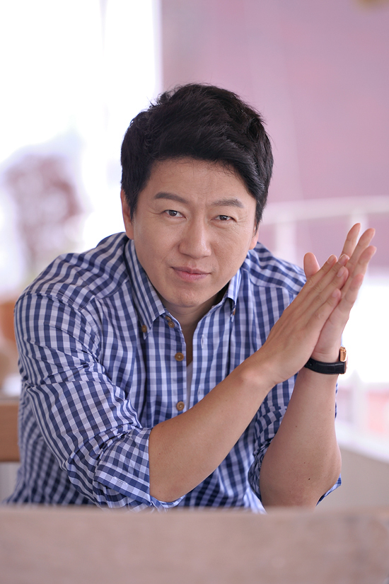 김수로(김상중/배우)
김수로 “나의 원동력? 대중들의 사랑 먹고 산다”