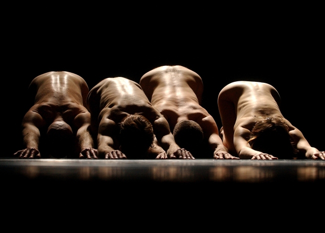 A scene from Daniel Lveill Danse’s all-nude performance “Amour, Acide et noix” (Love, Sour, and Dreadful). (SIDance)