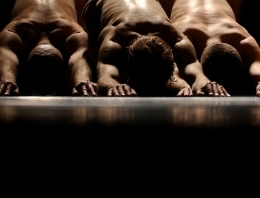 A scene from Daniel Lveill Danse’s all-nude performance “Amour, Acide et noix” (Love, Sour, and Dreadful). (SIDance)