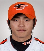 최우석(야구선수)
프로야구 한화 이글스 투수 최우석(19)이 방송인 변서은(21)과 헤어진 뒤 임의탈퇴 처분을 받은 사실이 뒤늦게 알려졌다. 한화 측은 4일 최우석이 2군에서 성실하지 않은 모습을 보여 팀 분위기 등을 고려해 지난달 1일 임의탈퇴시켰다고 밝혔다.