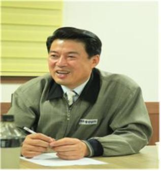 윤재호(기업인/주광정밀대표)
(동정)10월 ‘이달의 기능한국인’에 윤재호 주광정밀 대표 선정