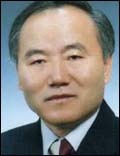 박상근(기업인/세계회계연구소 대표)
헤럴드포럼)투자 우선순위와 반값등록금 - 박상근(세무회계연구소 대표ㆍ경영학박사)