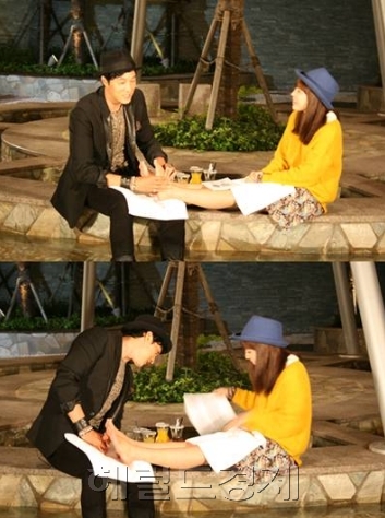 소지섭(좌/배우),하지영(서지영/배우)
소지섭 하지영 심야 데이트 현장이 포착돼 화제다. 최근 온라인 커뮤니티 게시판에는 ‘소지섭 하지영 리얼 데이트 장면 포착’이라는 제목과 함께 사진이 게재됐다. 공개된 사진을 보면 늦은 밤 부산의 한 찜질방에서 하지영이 소지섭 무릎 위에 발을 올리고 있고 소지섭은 발 마사지를 해주는 다정한 모습이 담겨 있다.