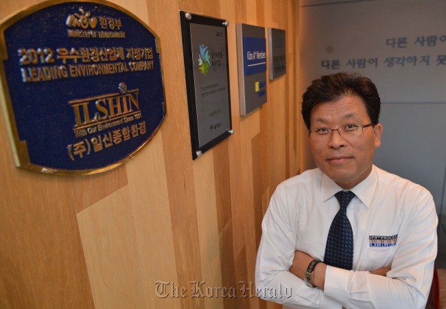 Yoo Nam-jong, CEO of Ilshin Environmental Engineering at the company’s headquarters in Songpa, eastern Seoul.   Lee Sang-sub/The Korea Herald