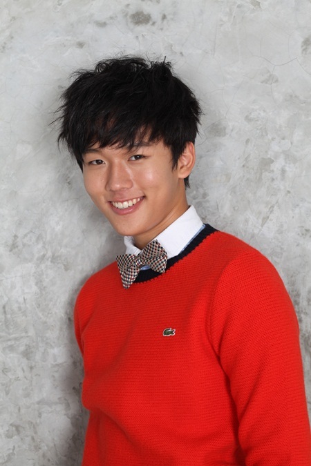 연준석(배우)
배우 연준석, ‘모퉁이’ 주연 꿰찼다..김용림과 호흡