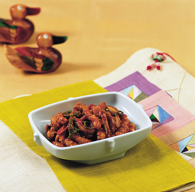 Nakji bokkeum Institute of Traditional Korean Food