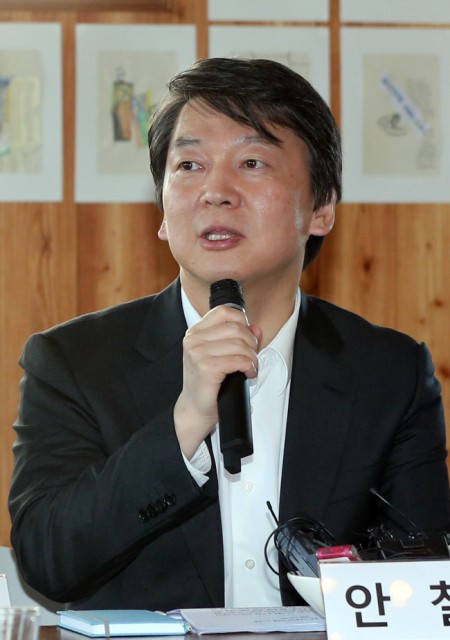 안철수, “굳건한 안보” 강조.. 중도보수층 끌어안기