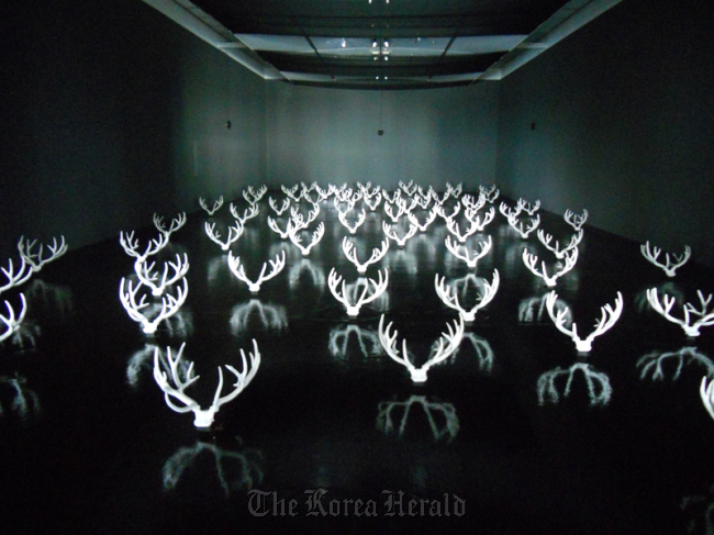 “Monument of Awakening Era” by Sakharin Krue-On.   2012 Busan Biennale