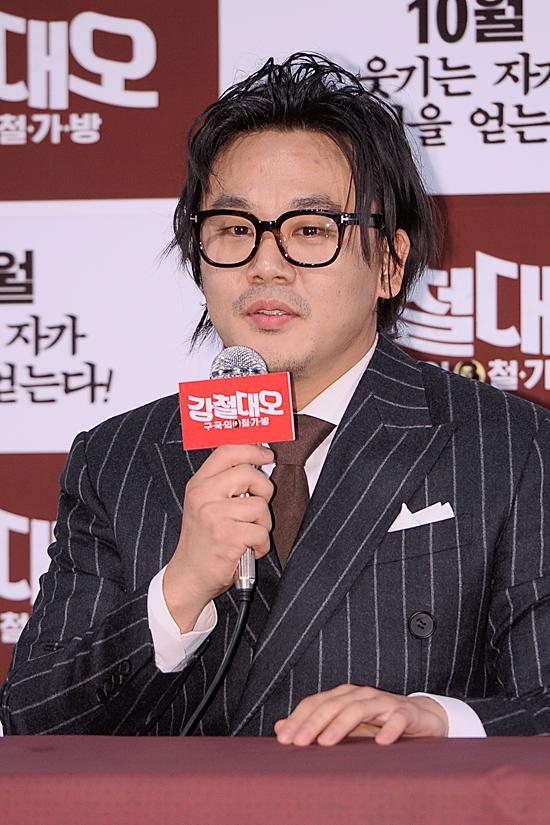 김인권(배우)
‘강철대오’ 김인권 “조정석, 묘한 느낌..열등감 여부는 비밀”