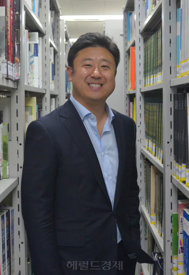 마이클 리<br />김명섭 기자 msiron@heraldcorp.com
마이클 리
김명섭 기자 msiron@heraldcorp.com
마이클 리
김명섭 기자 msiron@heraldcorp.com