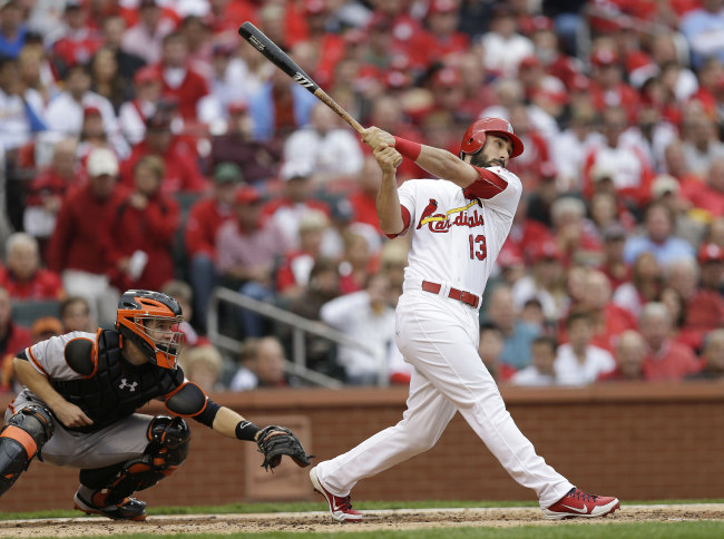 St. Louis Cardinals outfielder Matt Carpenter hits a two-run home run in the third inning.   AP-Yonhap News