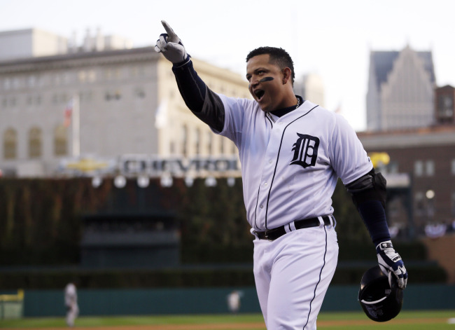 Detroit Tigers third baseman Miguel Cabrera celebrates after hitting a two-run home run in the fourth inning.   AP-Yonhap News