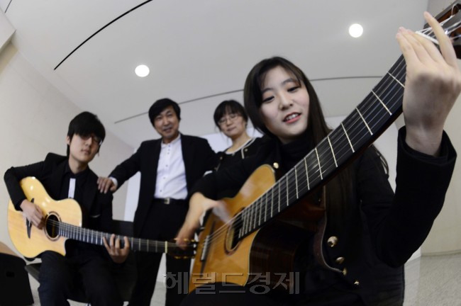 필로스자매. 박해묵 기자/mook@heraldcorp.com
필로스자매. 박해묵 기자/mook@heraldcorp.com