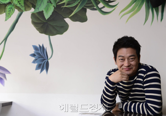 영화배우 조성하. 박해묵 기자/mook@heraldcorp.com
영화배우 조성하. 박해묵 기자/mook@heraldcorp.com
영화배우 조성하. 박해묵 기자/mook@heraldcorp.com