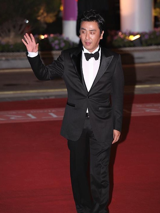 류승룡(배우)
’가디언즈’ 류승룡 "19금 아닌 작품, 아이와 보게 돼 기뻐"