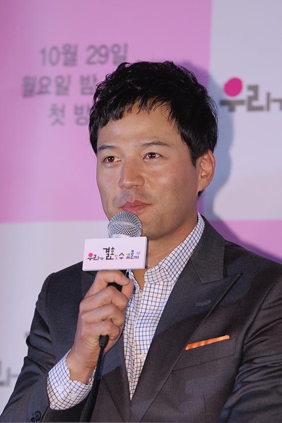 김성민(배우)
김성민, ‘마약 파문’ 후 첫 복귀 “초심으로 돌아가겠다”