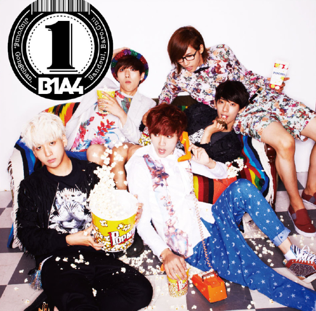 B1A4(가수/남자그룹)
남성 아이돌그룹 비원에이포(B1A4)의 일본 내 인기가 심상치 않다. 지난 10월 24일 발매된 일본 첫 정규 앨범 ‘1’은 발매와 동시에 오리콘 데일리 차트 2위에 오르는 저...일리 차트 2위를 차지했으며, 일본 유명 레코드 샵인 타워레코드와 신세이도 온라인에서는 데일리 세일즈 1위를 획득해 업계 관계자들을 놀라게 했다.