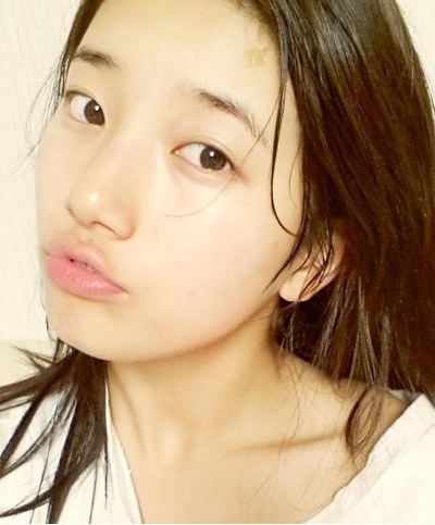 수지(배수지/가수)
수지 세수 셀카 “민낯이 더 빛나”