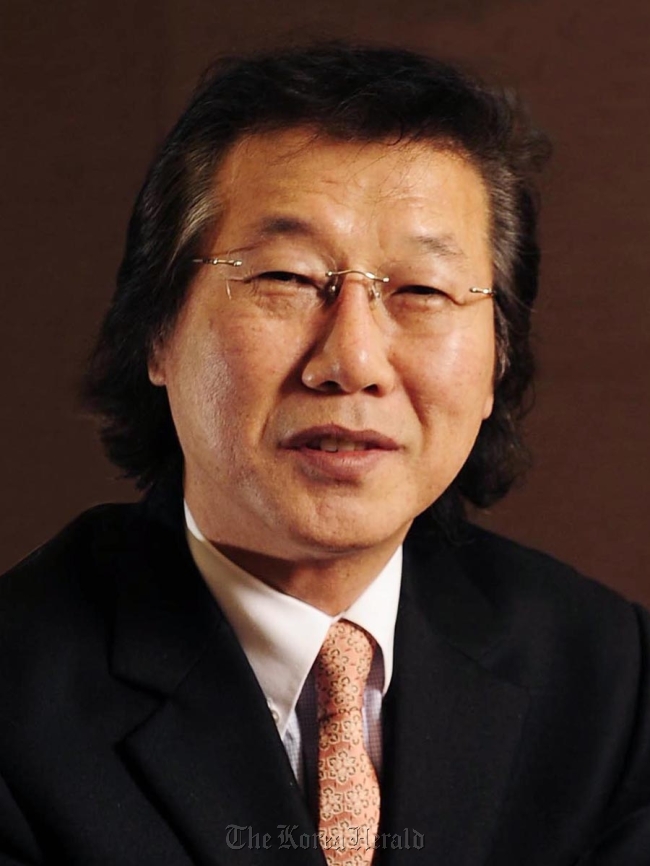 이영만(언론인/헤럴드 미디어 대표이사/한국신문협회 신임이사)
Lee Young-man