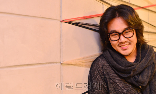 배우 김인권 인터뷰.<br />이상섭 기자. babtong@heraldcorp.com 2012.10.15
배우 김인권 인터뷰.
이상섭 기자. babtong@heraldcorp.com 2012.10.15