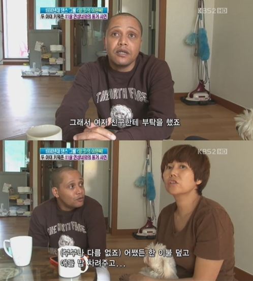 이만복(가수/잉크)
90년대 인기 그룹 ‘잉크’ 출신의 이만복이 근황을 전했다. 29일 오전 방송된 KBS2 ‘여유만만’에는 인기 가수에서 이혼, 보험사기 등으로 대중들의 관심에서 멀어졌던 가수 이만복이 얼굴을 비췄다. 이만복은 현재 11살 연상의 여자친구 장미경 씨와 함께 치킨가게를 운영하고 있었다.