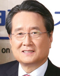 유장희(기업인/BBB코리아회장/동반성장위원회 위원장)
시장 경제를 원론적 수준에서 본다면 경쟁을 통한 이윤 극대화가 기업의 목적이라 할 것이다. 그러나 이 때문에 기업 간에는 늘 갈등이 있기 마련이다.
기업 간의 갈등은 시장의 불균형, 거래의 불공정, 제도의 불합리에서 비롯되는 것으로 알려져 있다.
