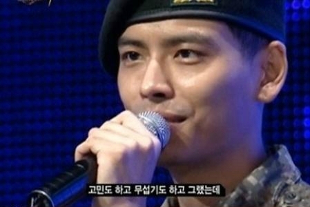 김민준(화제인물)
노출 동영상으로 논란을 일으켰던 ‘슈스케K4’ 김민준이 솔직한 심경을 밝혔다. 이와 관련, 김민준은 한 매체와의 인터뷰에서 “제 동영상이 맞다. 제가 잘못한 게 분명하고 그렇기 때문에 변명하고 싶지 않다. 용서를 구하고 싶다”고 솔직히 인정했다.