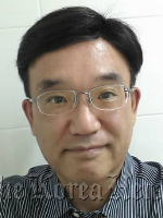 김희상(기업인/리딩디지털사 대표)
Kim Hui-sang
사회복지공동모금회가 운영하는 고액기부자 모임 아너소사이어티(Honor Society)에 첫 재외동포 회원이 탄생, 김희상씨는 홍콩 영주권자로 1993년부터 가족들과 홍콩에서 거주하고 있다.